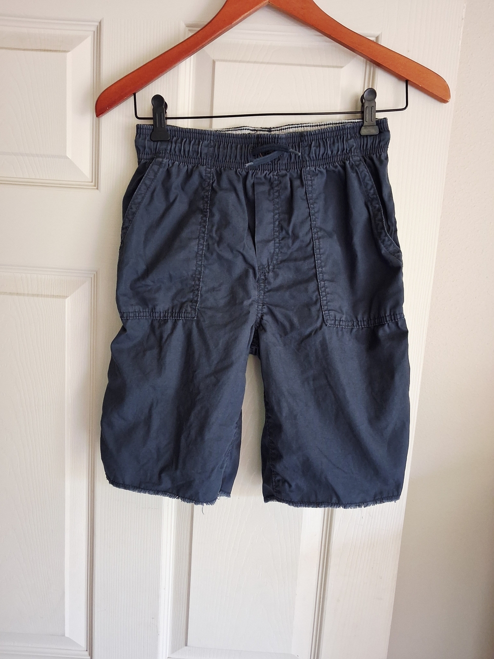 3/$15 OshKosh B'gosh Boys 12 Navy Elastic-Waist Boys' Shorts